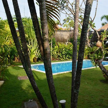 Villa Raquel Seminyak Exteriör bild